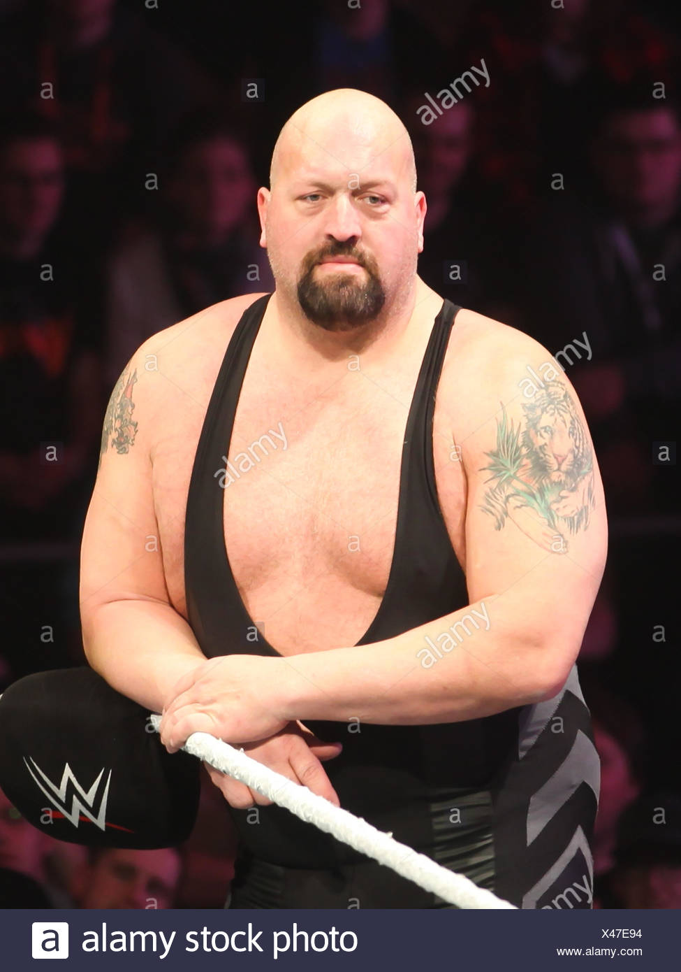 Big Show Wwe High Resolution Stock Photography And Images Alamy