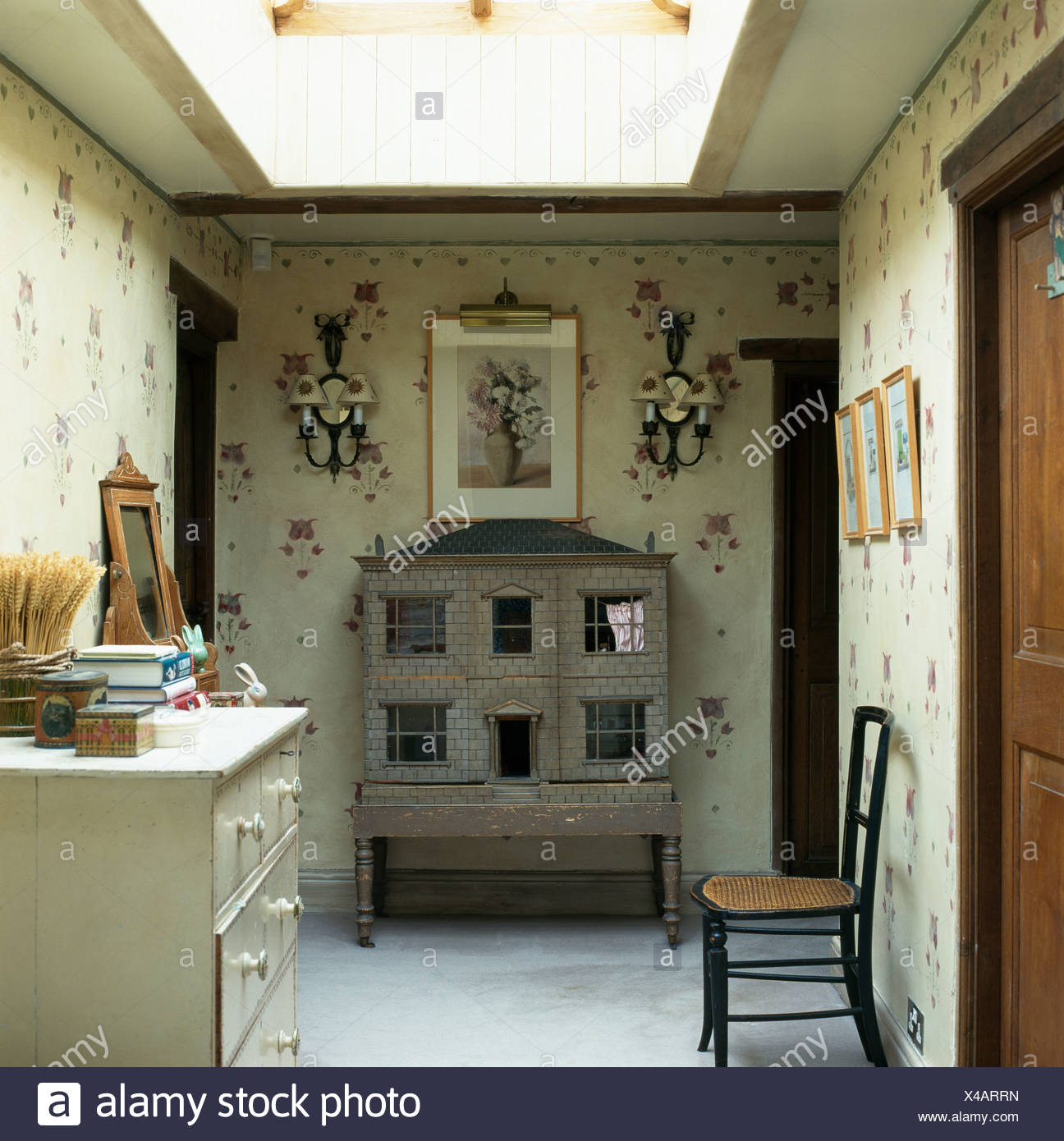 antique dolls house