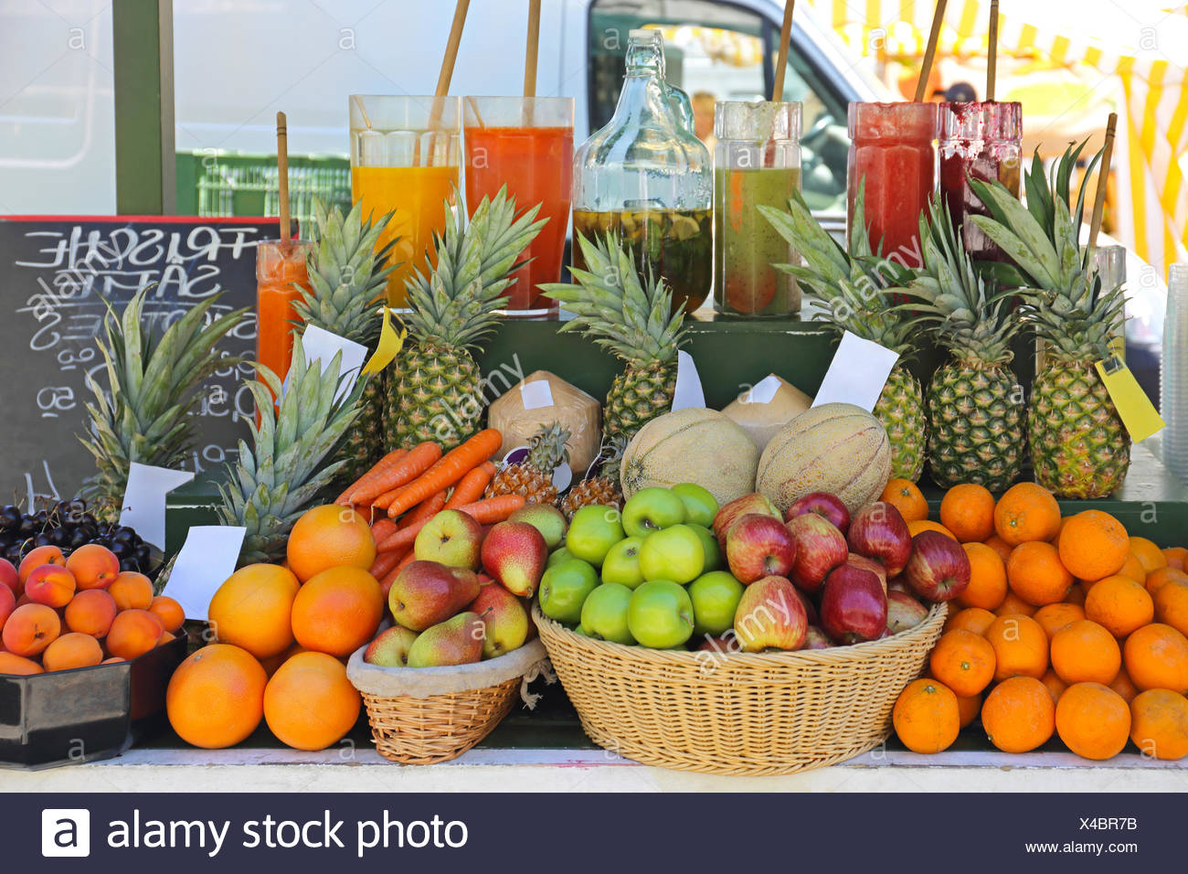 Juice Bar Stock Photos & Juice Bar Stock Images Alamy