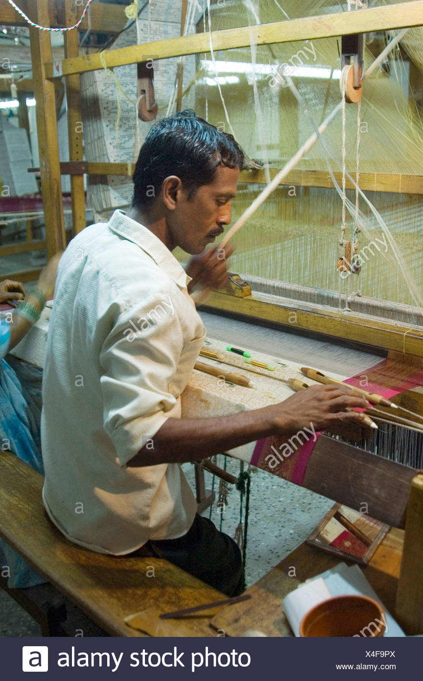 Silk Weavers India Stock Photos & Silk Weavers India Stock Images Alamy