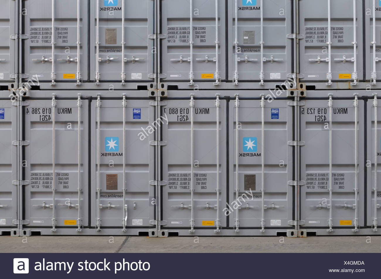 Maersk Containers Stock Photos & Maersk Containers Stock Images Alamy