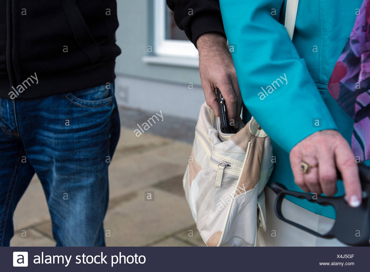pickpocket purse