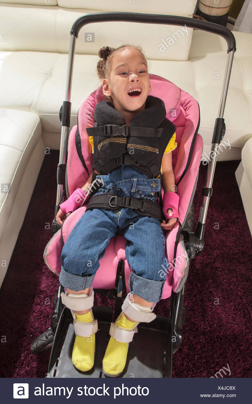 stroller for child with cerebral palsy