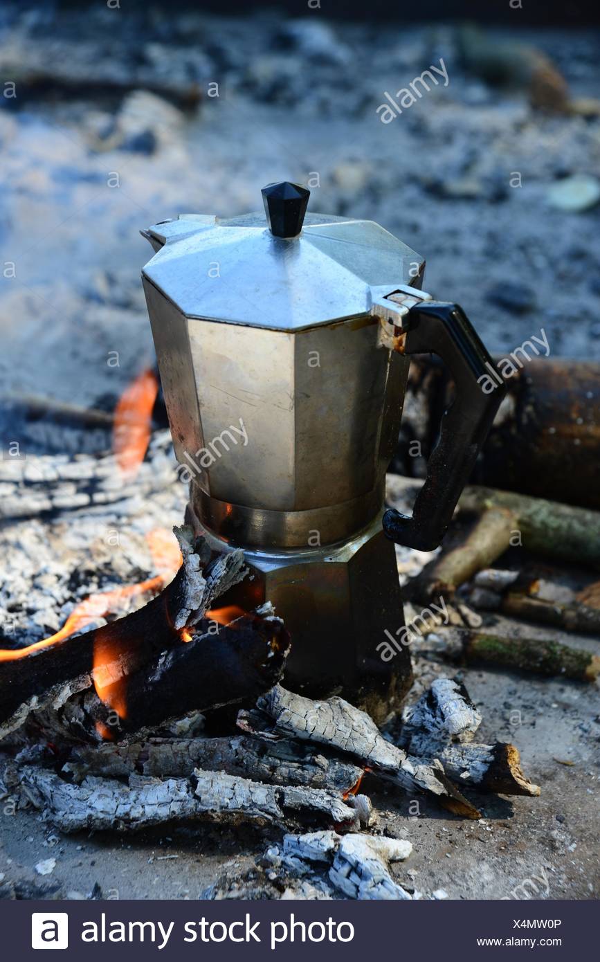 Campfire Coffee High Resolution Stock Photography and Images Alamy