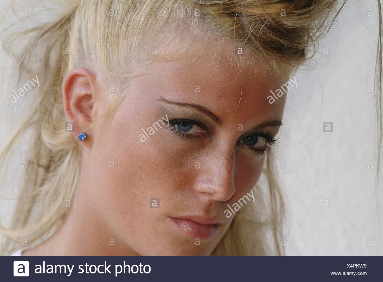Pinned Up Hairstyle Stock Photos Pinned Up Hairstyle Stock
