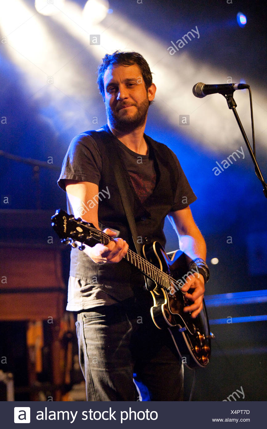 Dan Burrell Singer Reto Burrell High Resolution Stock Photography and Images - Alamy