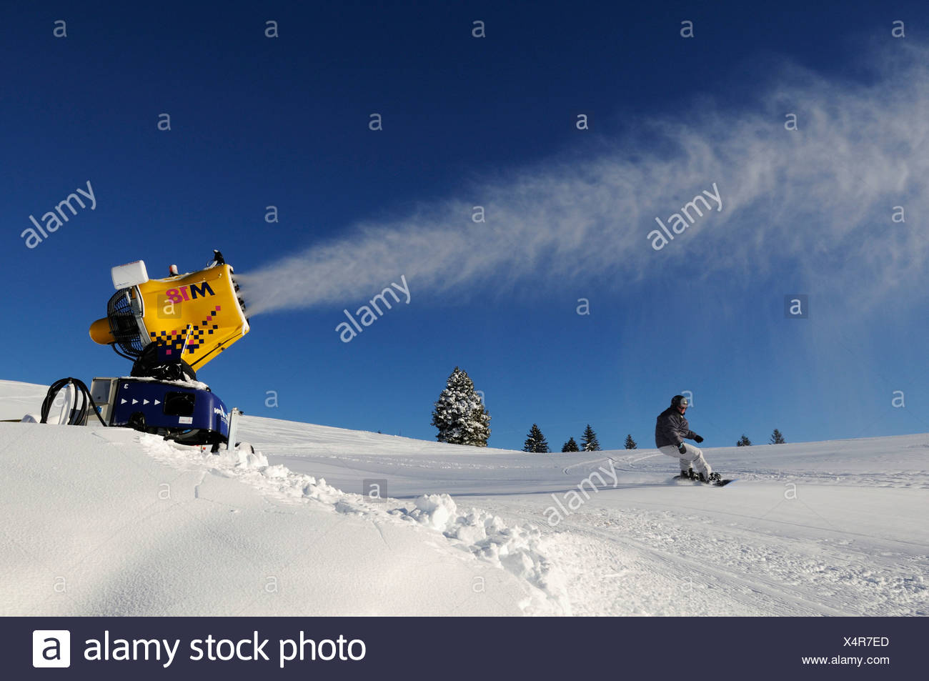 snow ski machine