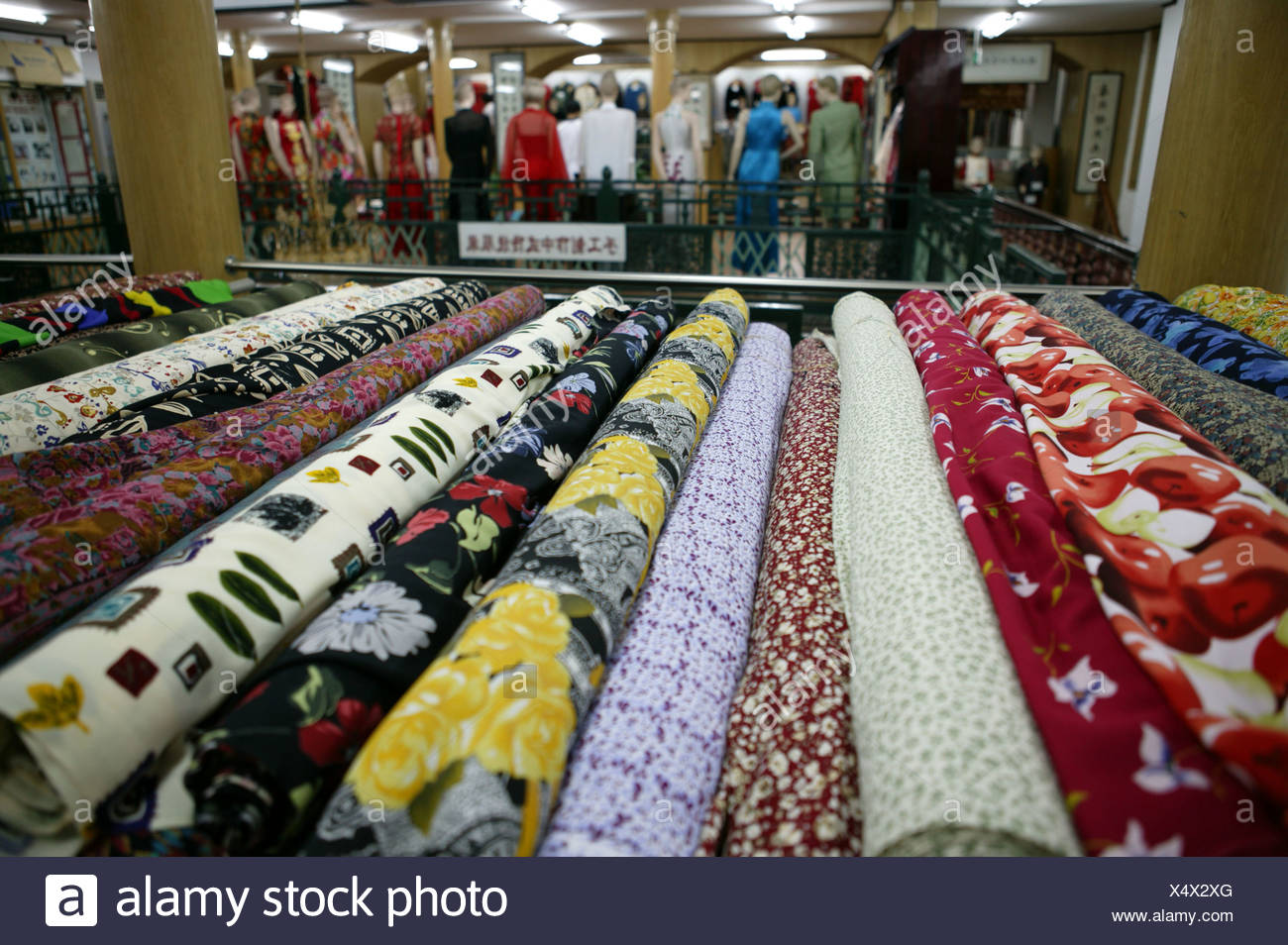 Chinese Silk Cloth High Resolution Stock Photography and Images Alamy