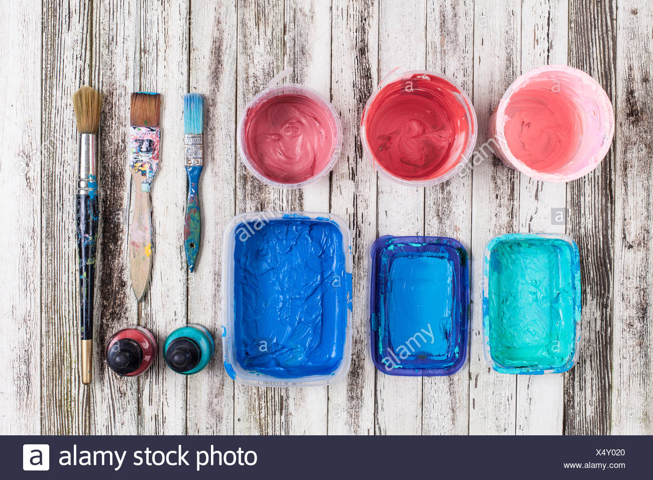 Paint Brushes And Container Stock Photos & Paint Brushes And Container