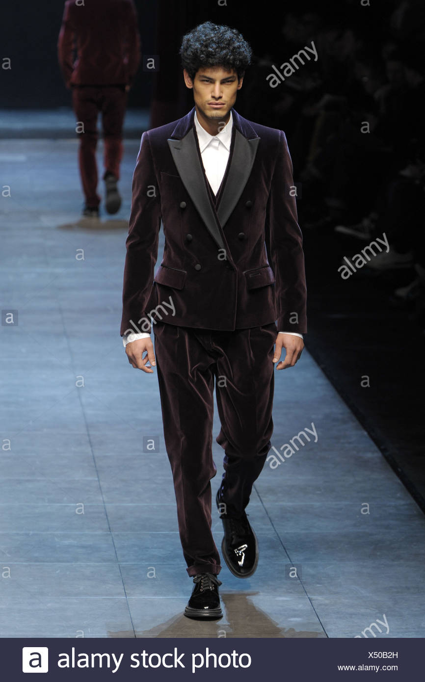 Dolce Gabbana AutumnWinter 2012 Gym Sportswear Men’s Lookbook images images Dolce Gabbana AutumnWinter 2012 Gym Sportswear Men’s Lookbook
