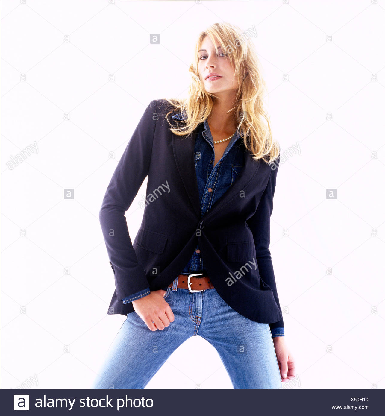 navy blue jeans girl
