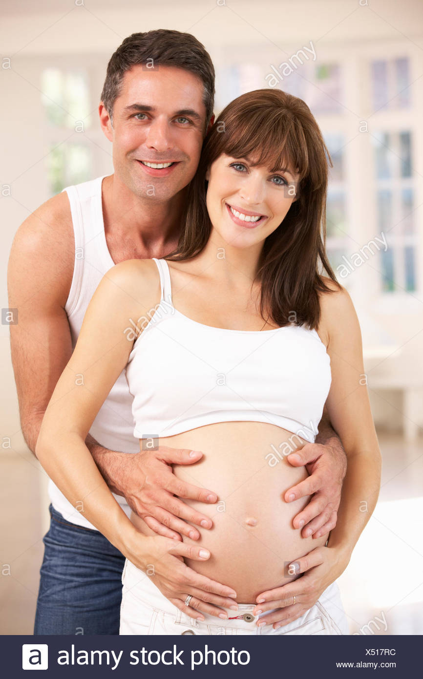 Couple Expecting Baby Stock Photo Alamy