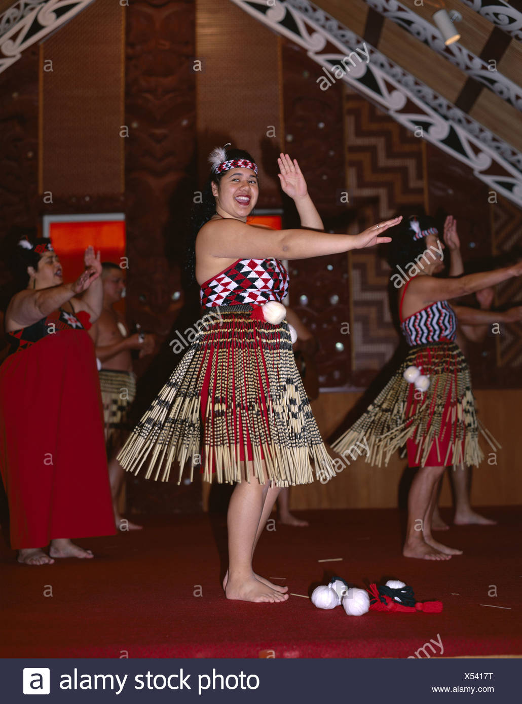 Traditional Maori Clothes High Resolution Stock Photography and Images ...