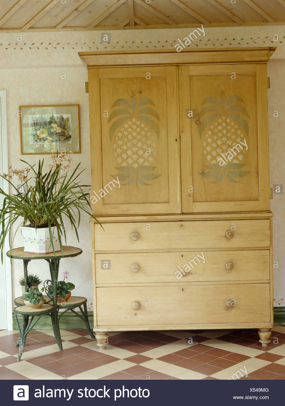 Pine Cupboards Stock Photos Pine Cupboards Stock Images Alamy
