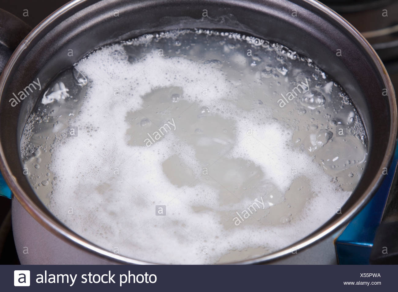 Boiling Rice Stock Photos & Boiling Rice Stock Images Alamy