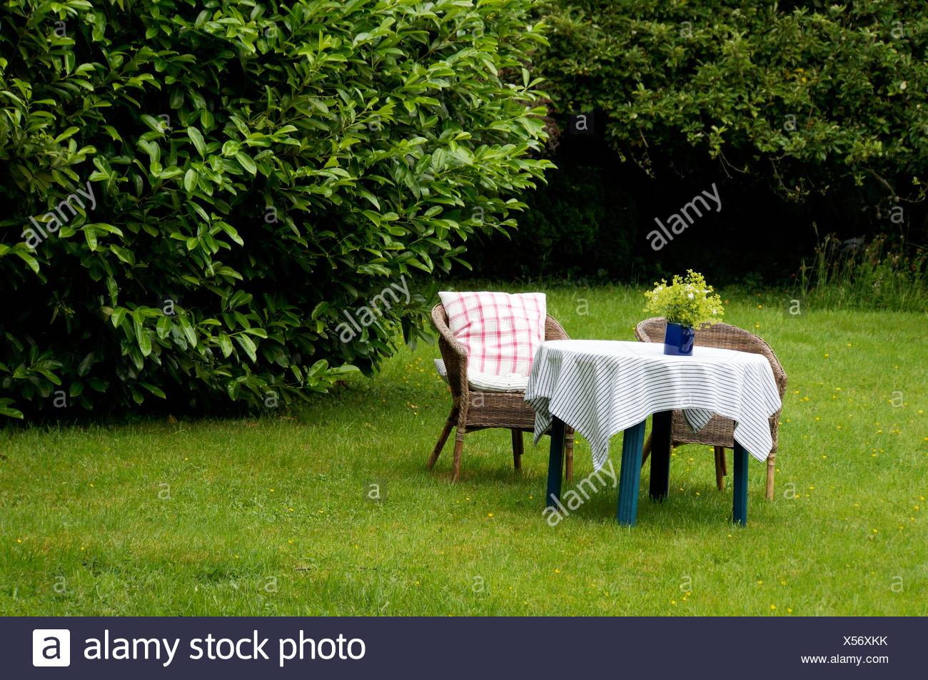 Korbstuhle Stock Photos Korbstuhle Stock Images Alamy