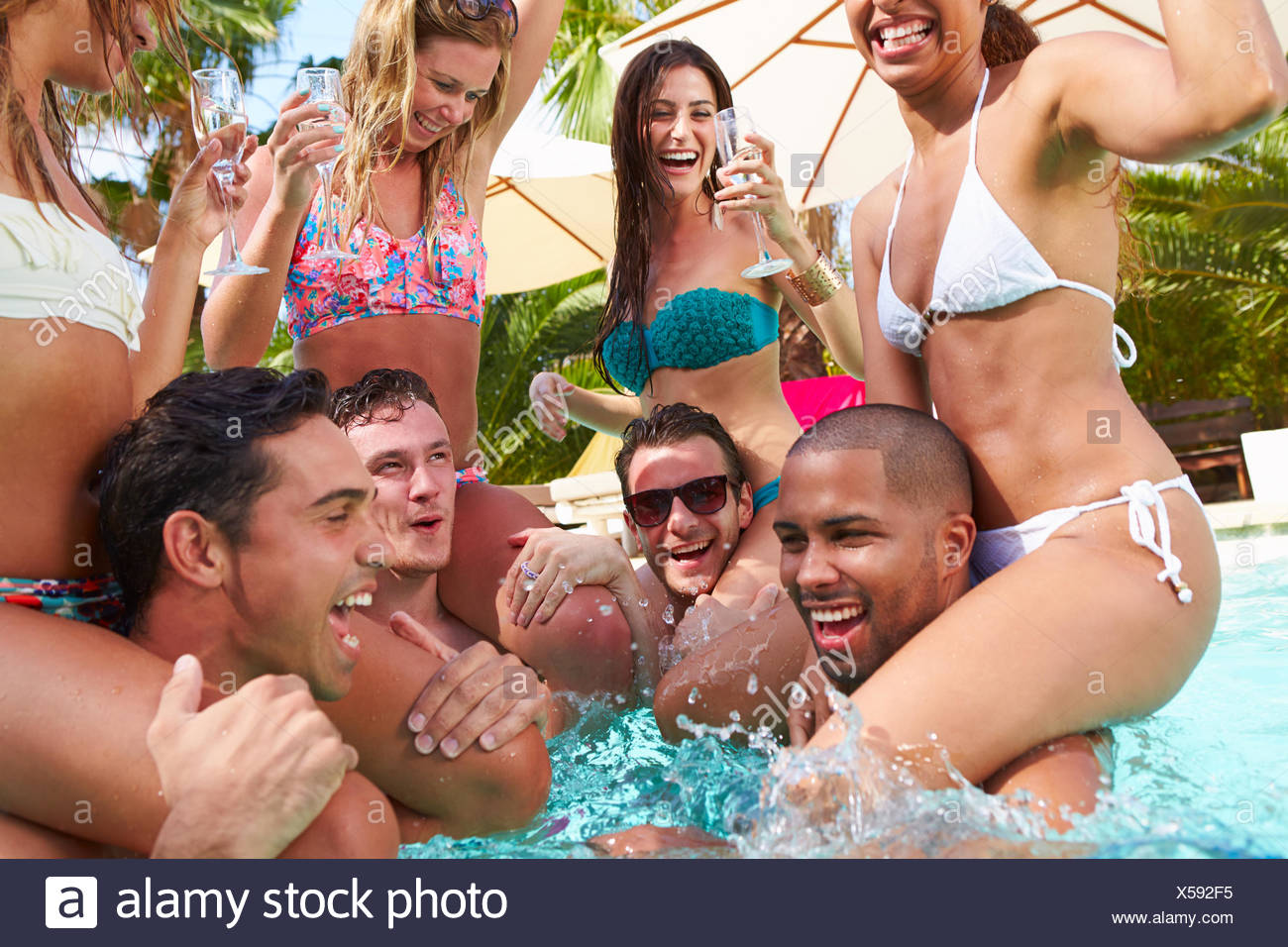 Acteurs gays les mieux membr s Big boobed ladys in small bikines