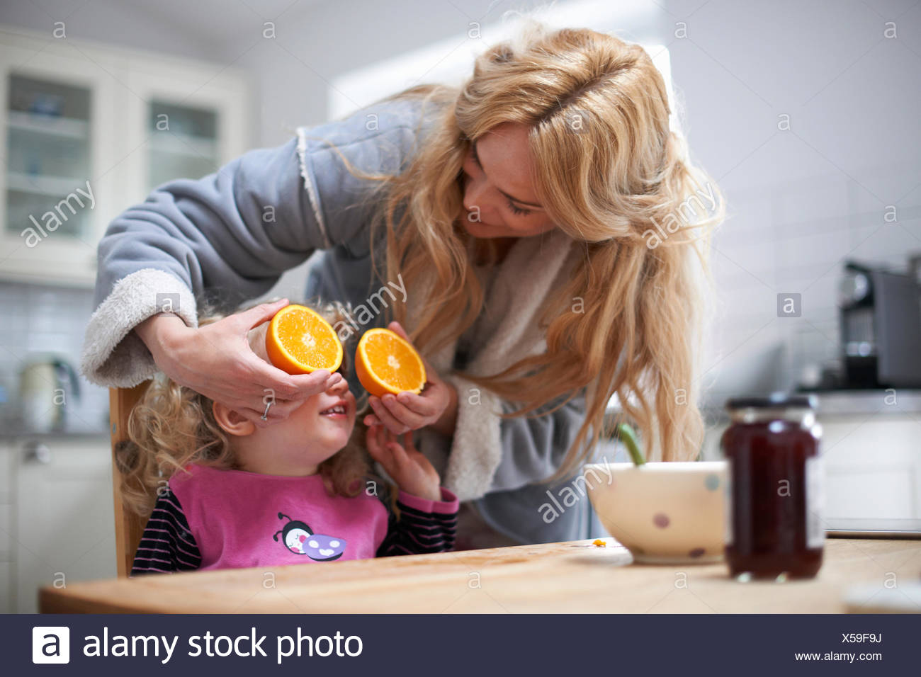 Teen with mature in the kitchen ttt Teen with mature in the kitchen ttt