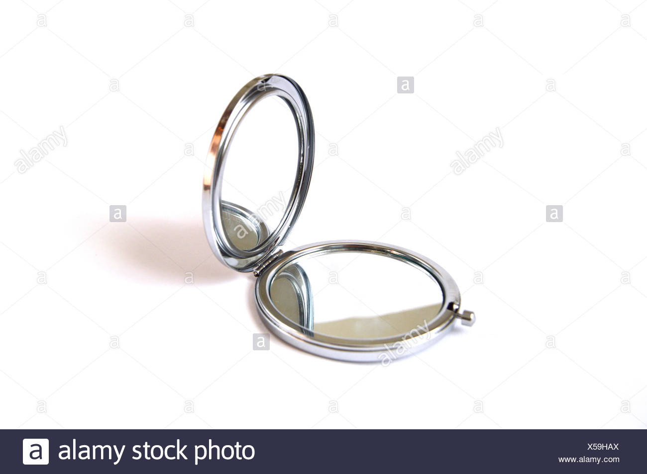 Download Page 2 Ladies Mirror High Resolution Stock Photography And Images Alamy