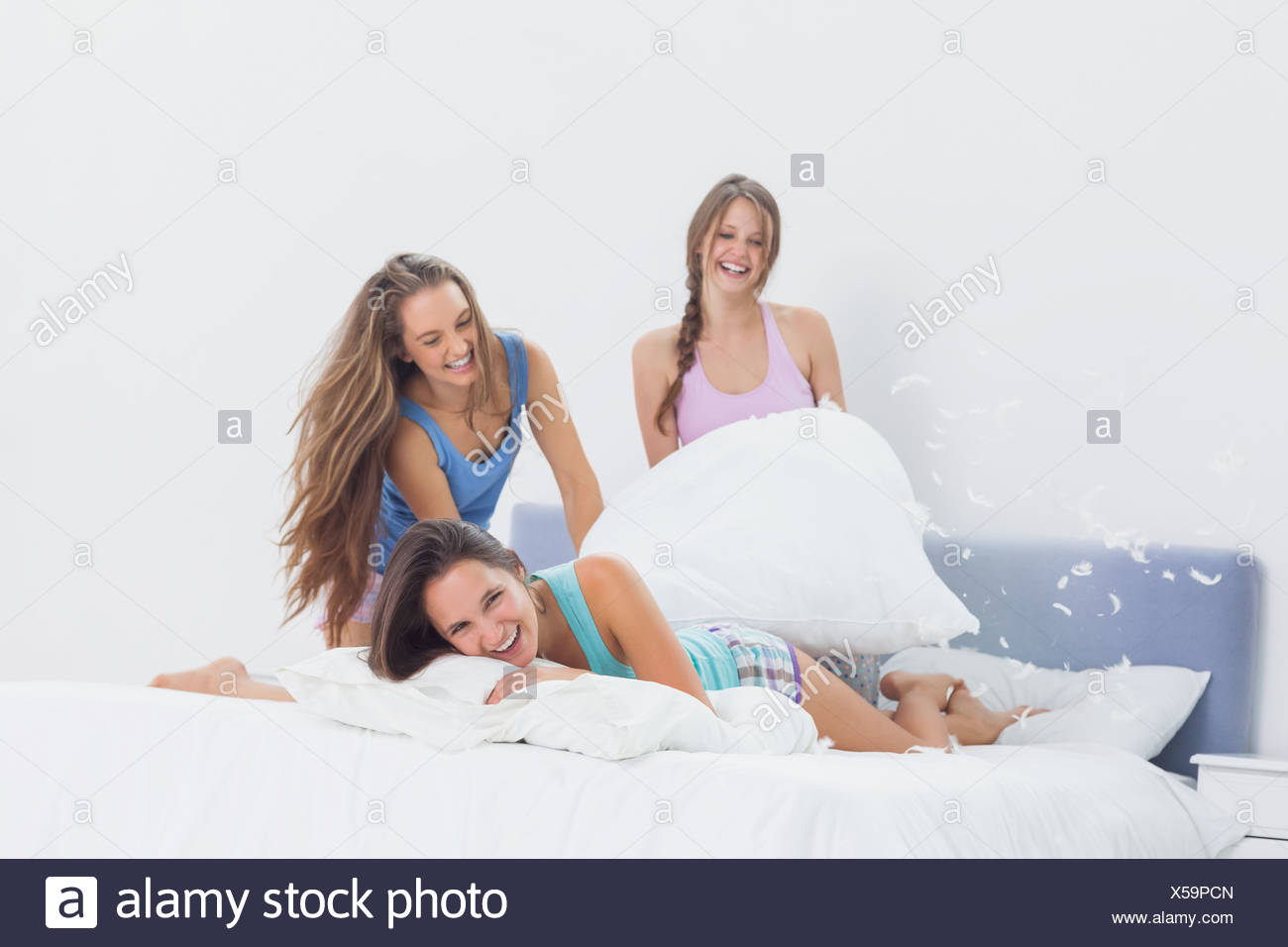 Girls slumber party story — pic 11