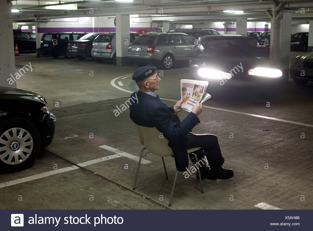 Car Park Attendant High Resolution Stock Photography and Images Alamy
