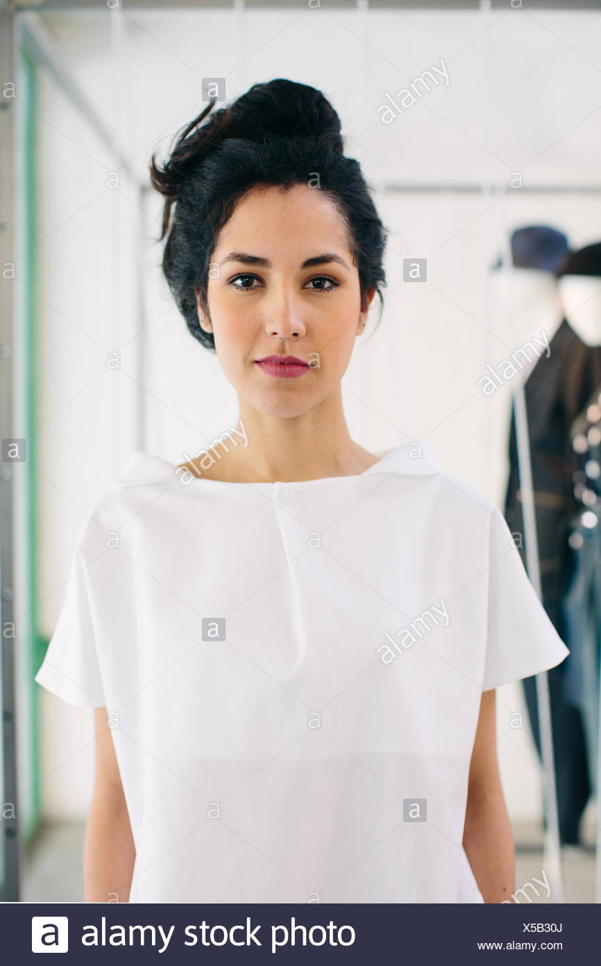 Messy Bun Stock Photos Messy Bun Stock Images Alamy