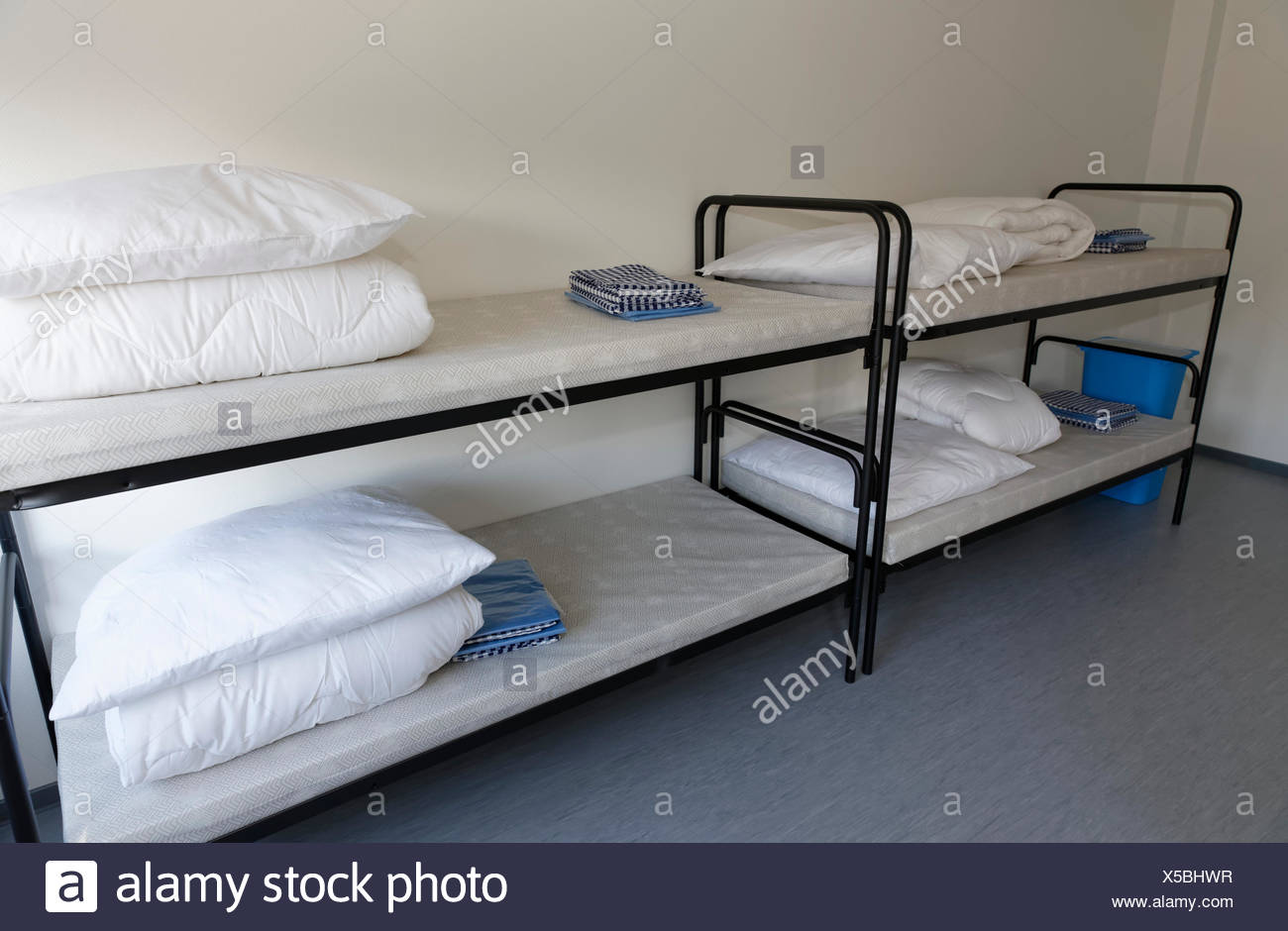Camp Bunk Beds High Resolution Stock Photography and Images Alamy