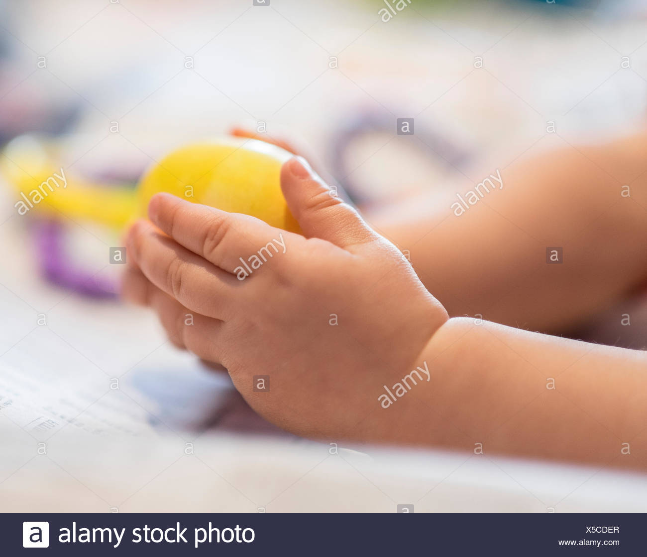 baby toy hands
