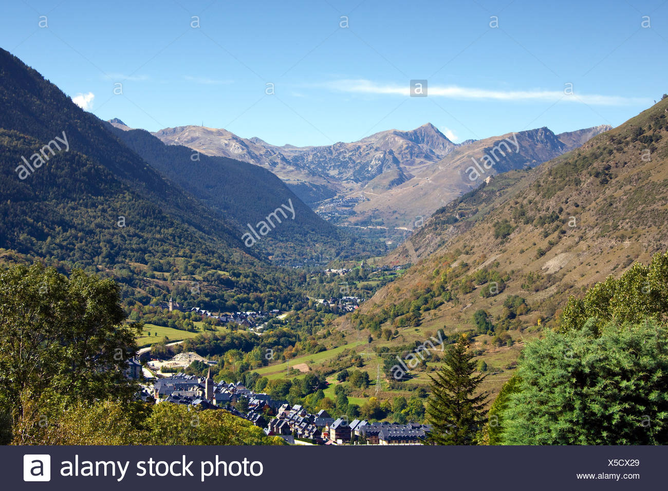 Spain Europe Val D Aran Aran Vielha Catalonia Wood Forest Mountains Pyrenees Stock Photo Alamy