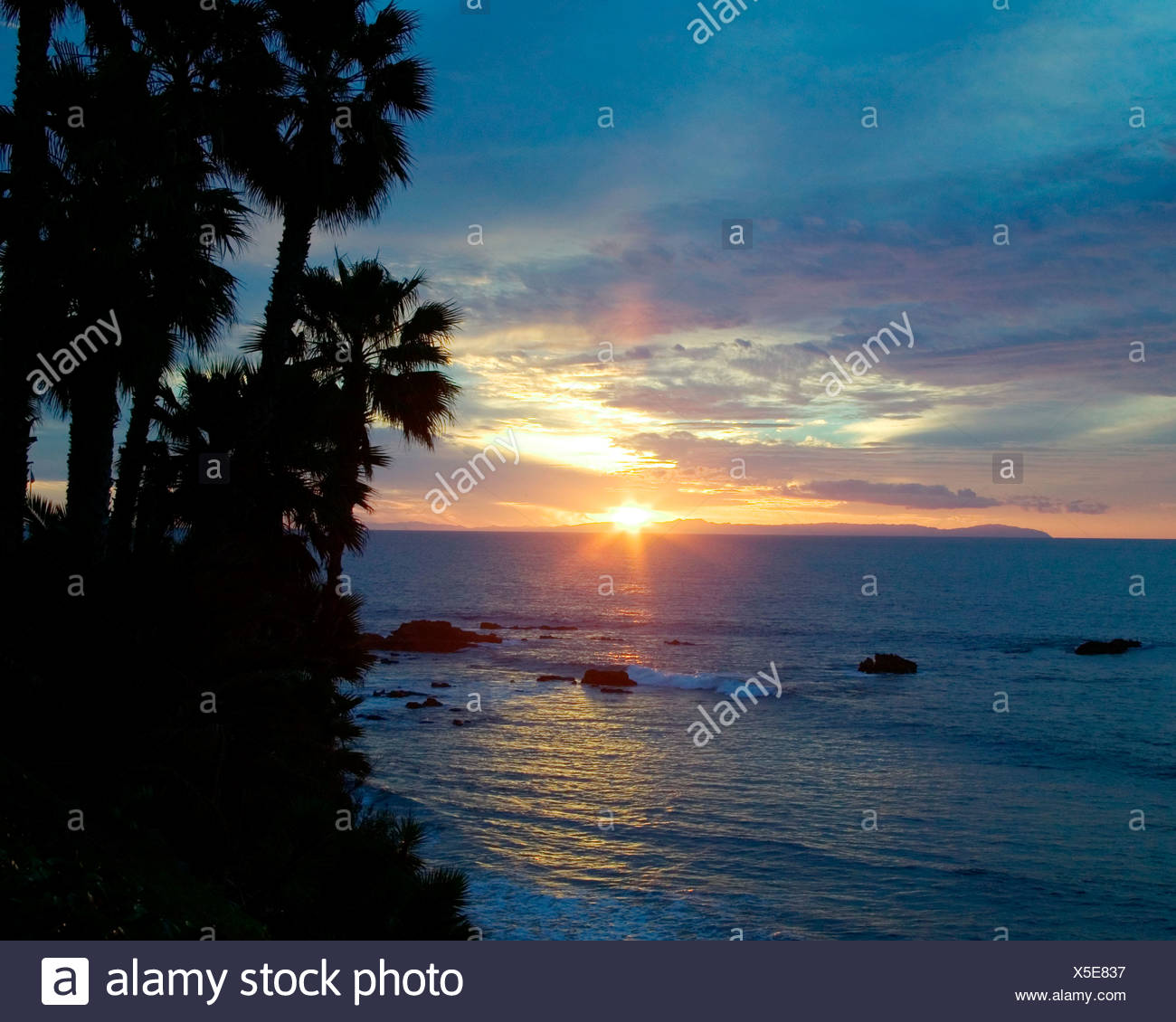 Early Evening Sunset View From Catalina Island Off The Coast Of Southern California Stock Photo Alamy