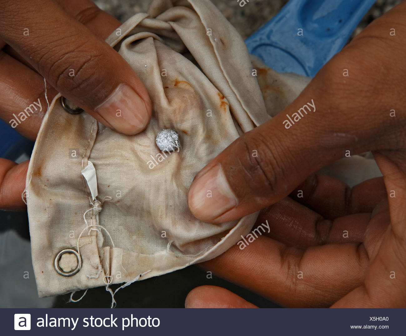 Mercury Gold Mining Stock Photos & Mercury Gold Mining Stock Images Alamy