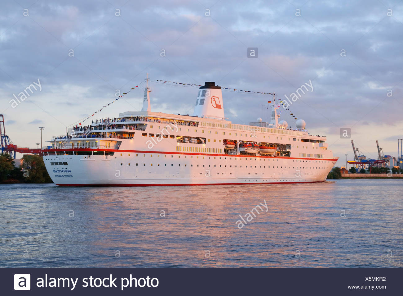 Ms Deutschland High Resolution Stock Photography and Images - Alamy