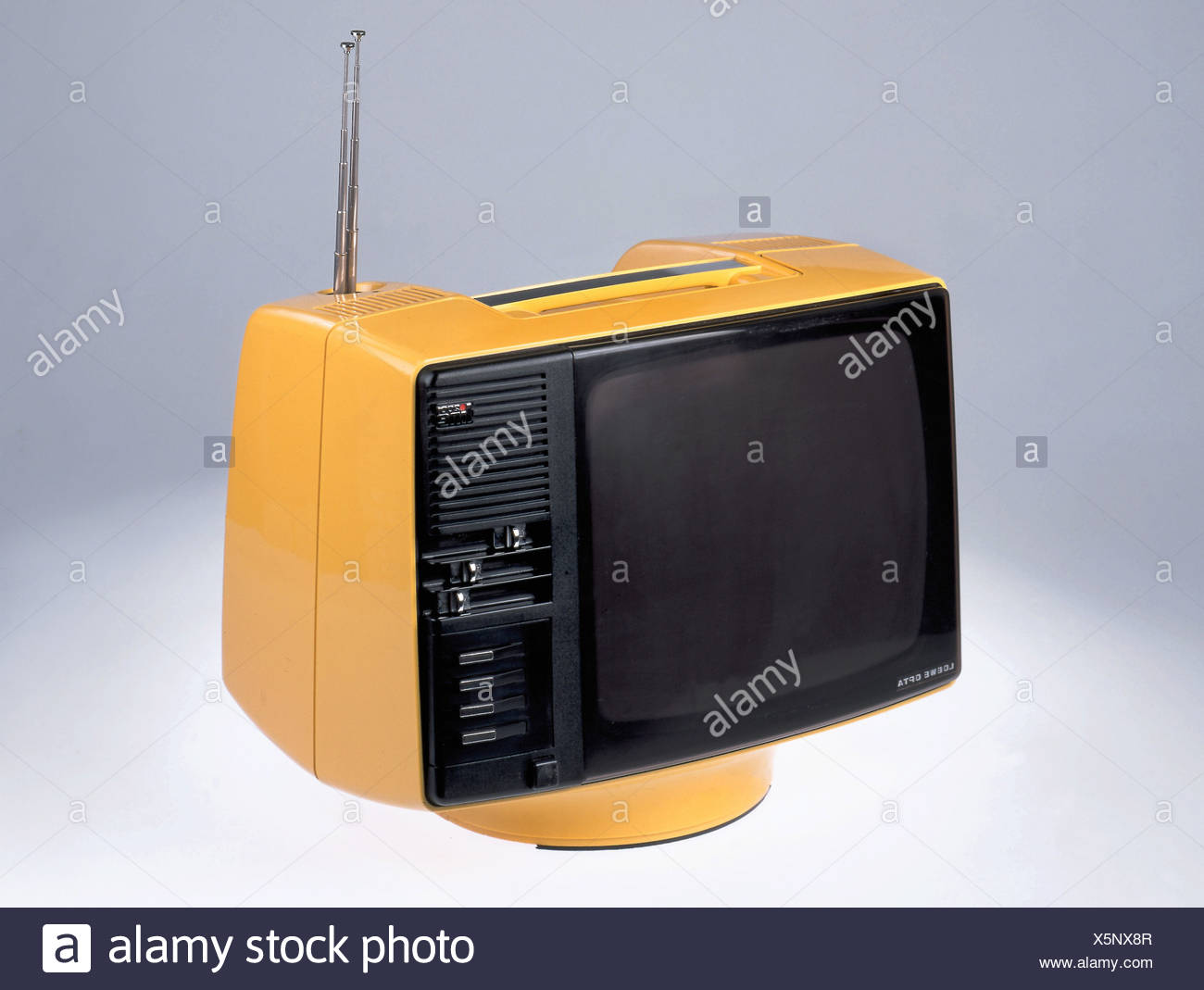 Tv Set 70s High Resolution Stock Photography And Images Alamy