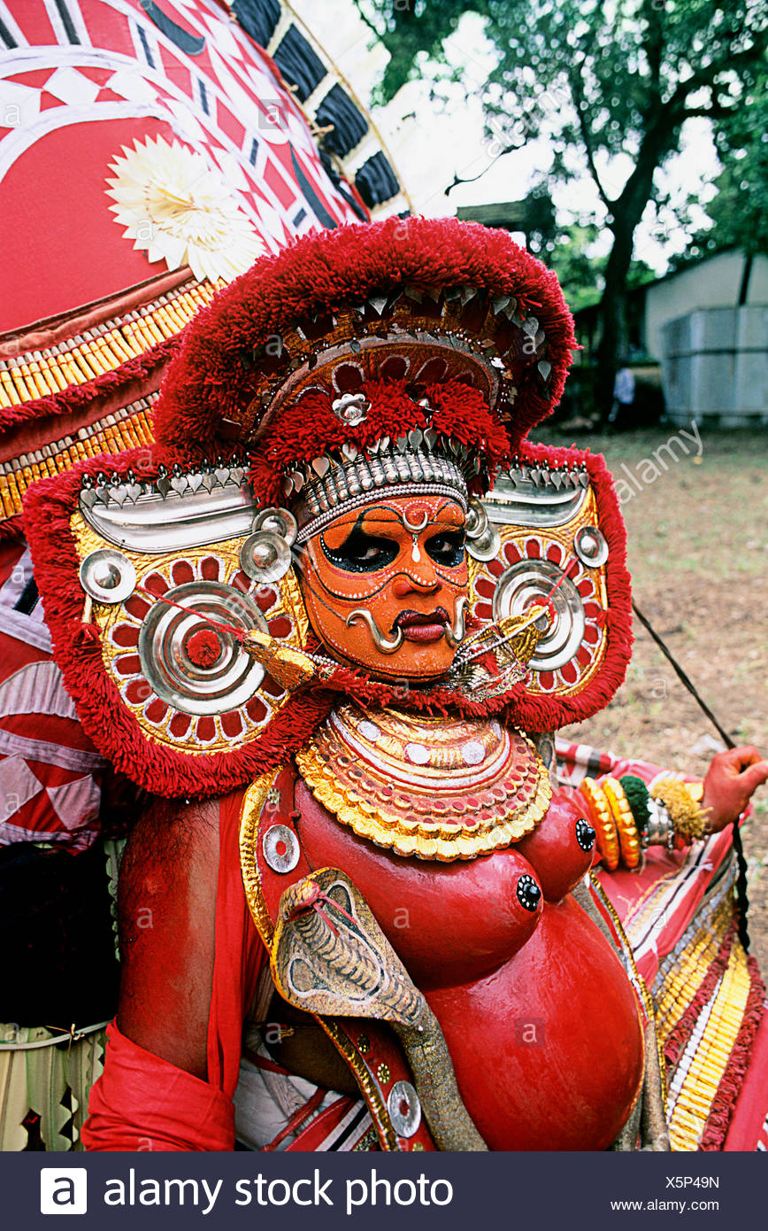 Theyyam Costumes High Resolution Stock Photography and Images Alamy