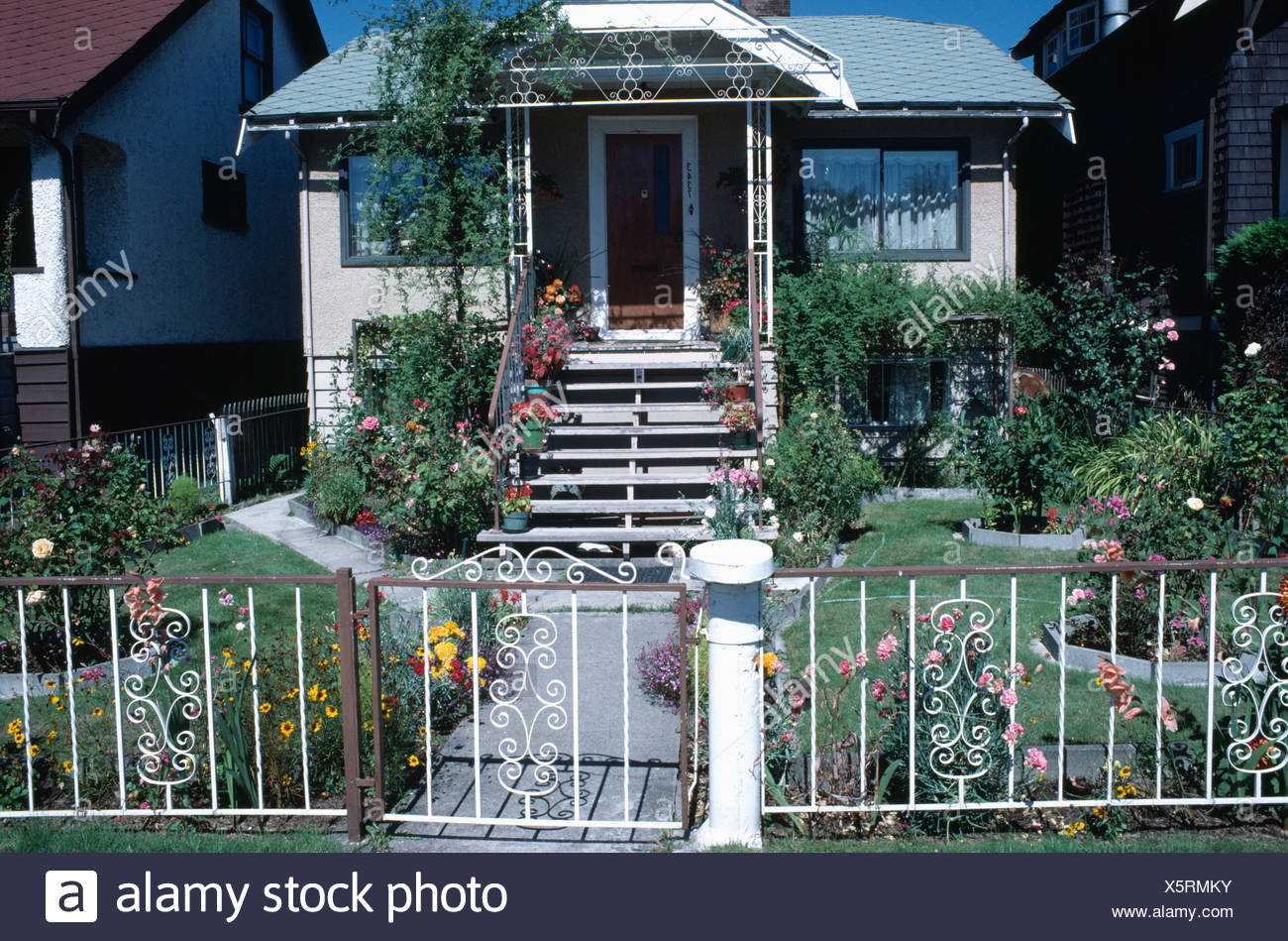small gate for stairs