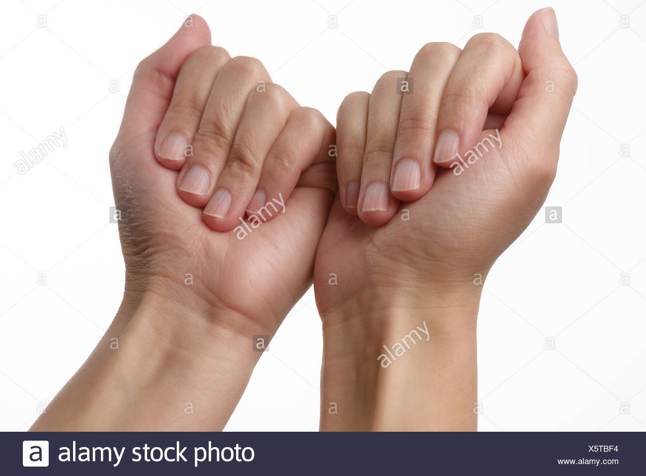 Why the fingers are bent nails and what should be done to fix it Why the fingers are bent nails and what should be done to fix it