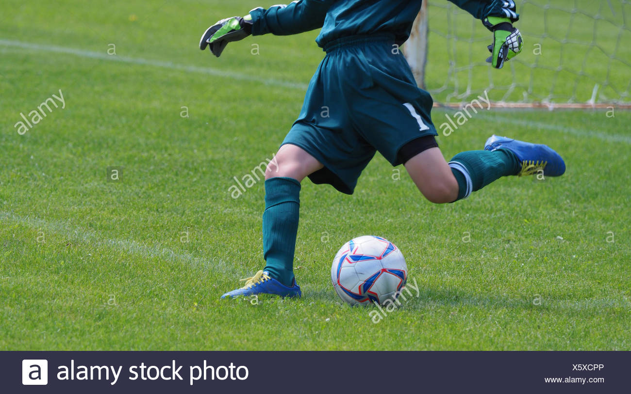 Goal Keeper High Resolution Stock Photography and Images Alamy