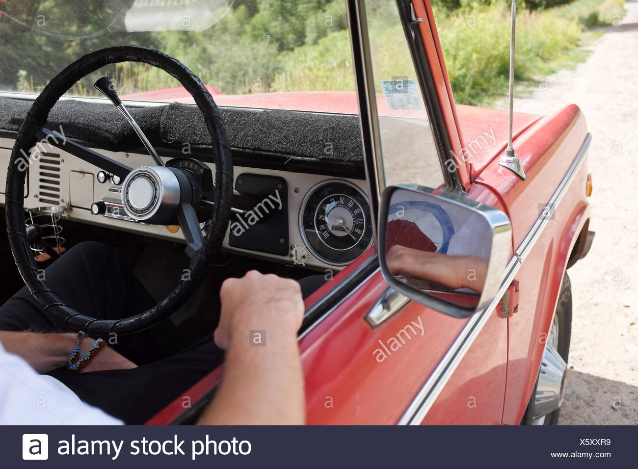 Arm Out High Resolution Stock Photography And Images Alamy Arm Out High Resolution Stock Photography And Images Alamy