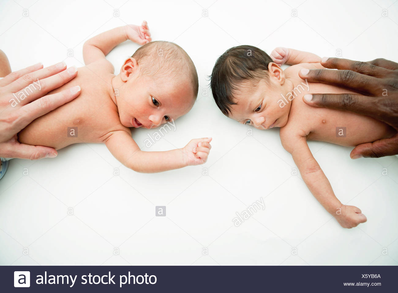 Hand On Belly High Resolution Stock Photography and Images Alamy