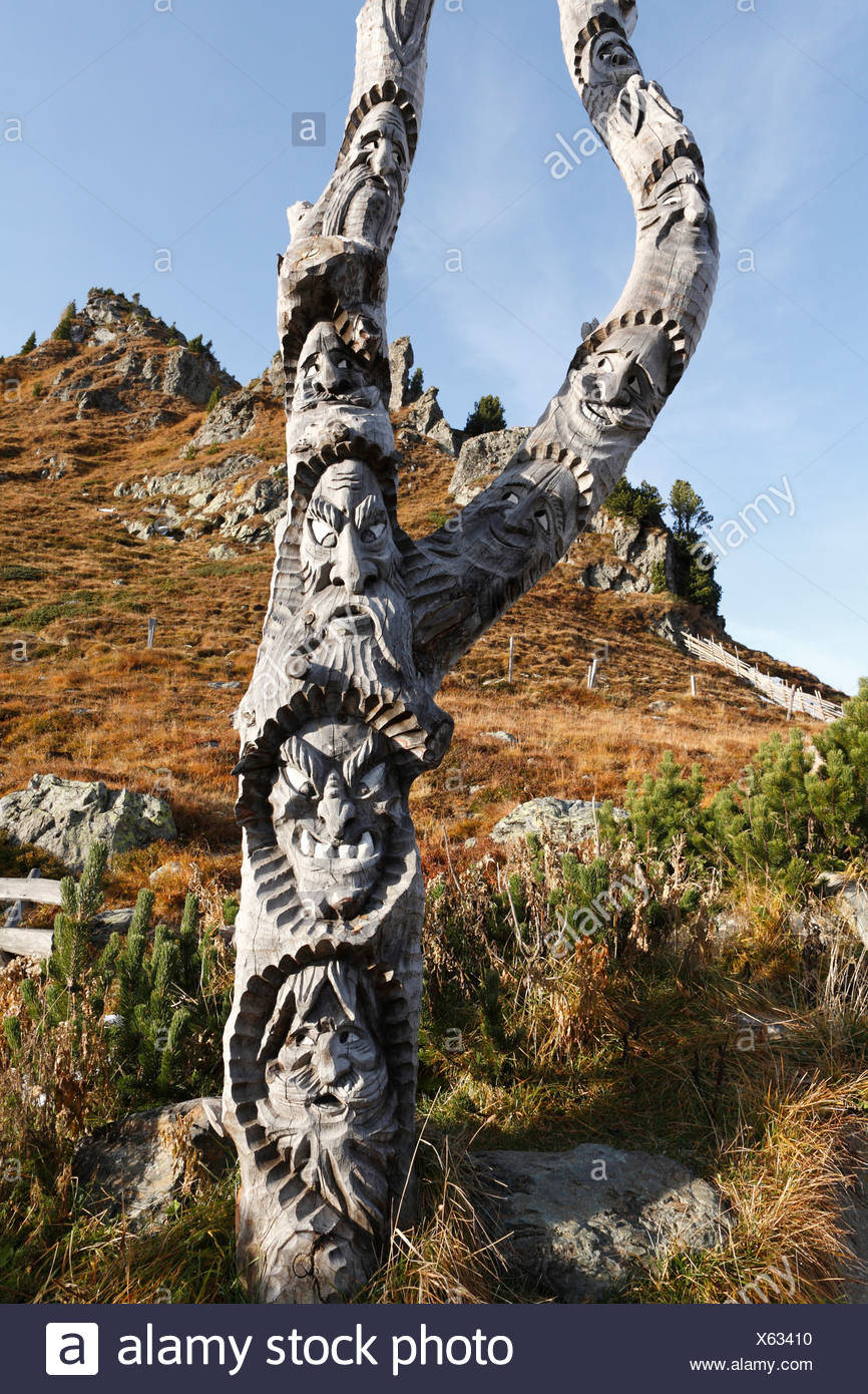 Carved Into Mountain Stock Photos & Carved Into Mountain Stock Images