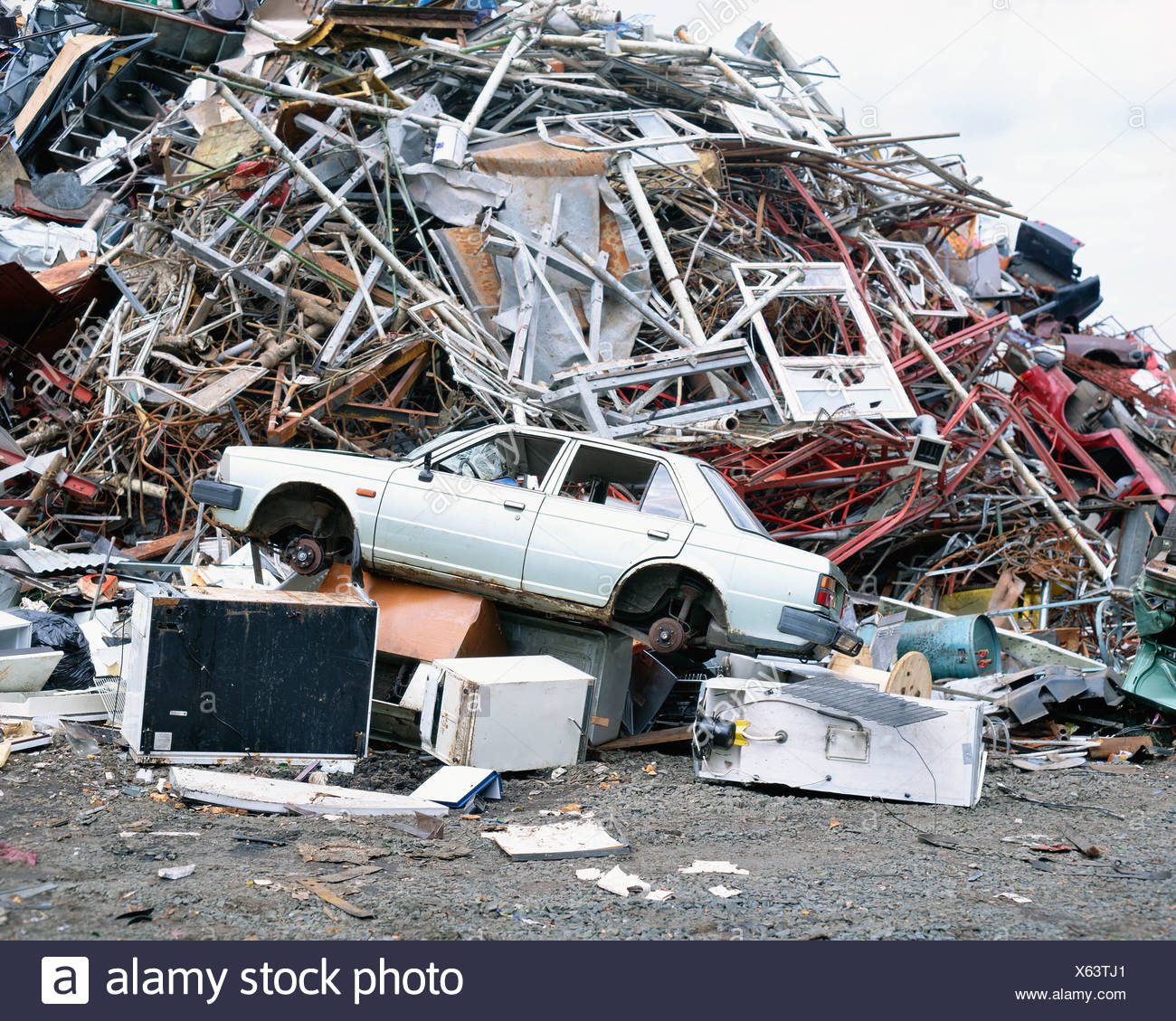Rubbish Tips High Resolution Stock Photography and Images Alamy