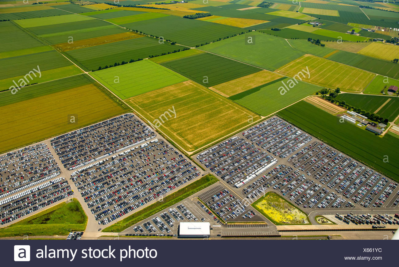 Car Parking Lot Aerial High Resolution Stock Photography and Images - Alamy