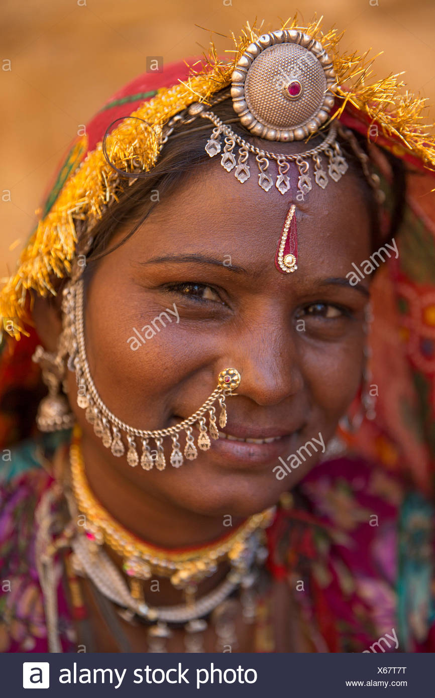 Indian Headdress Stock Photos & Indian Headdress Stock Images Alamy