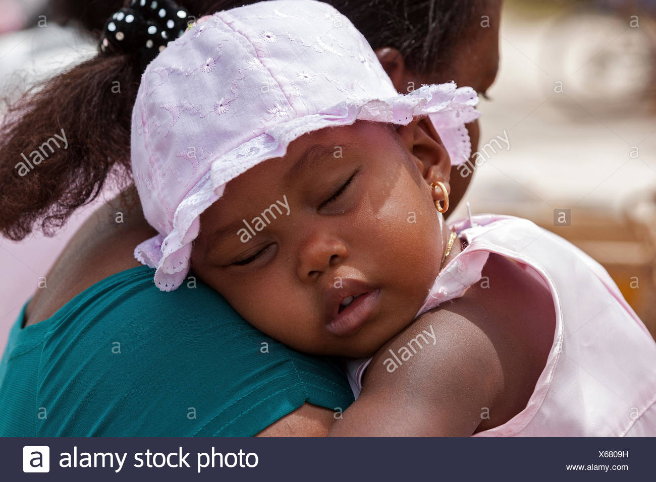 white cap for baby girl