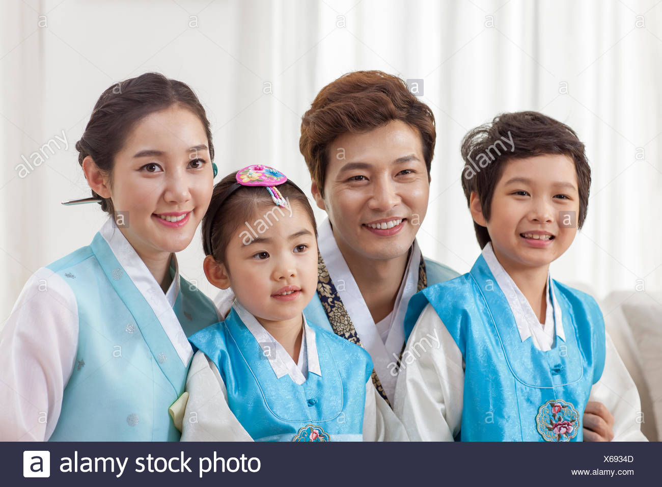 Traditional Korean Family At Stock Photos & Traditional Korean Family