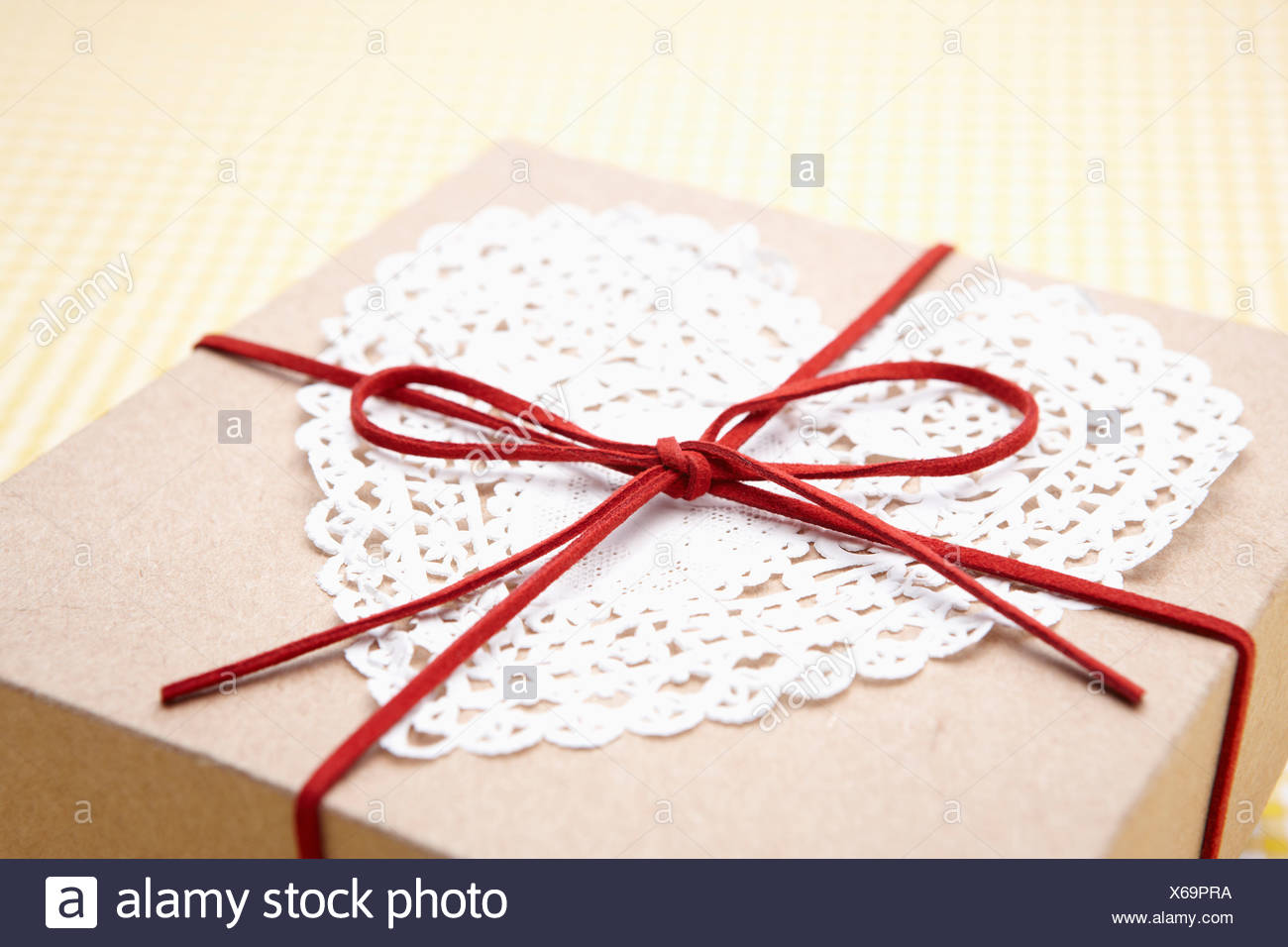 heart lace ribbon