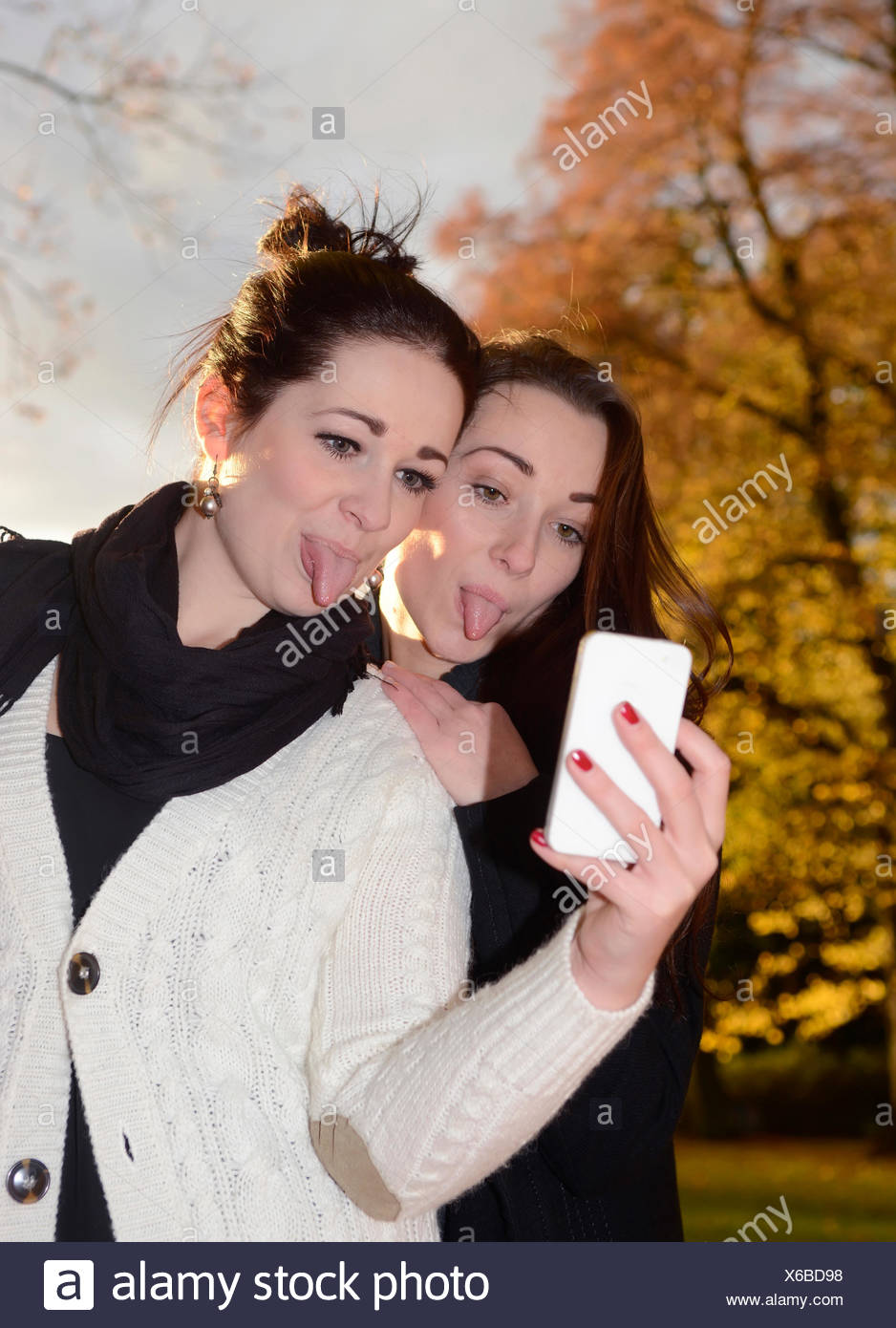 Flirten zunge rausstrecken