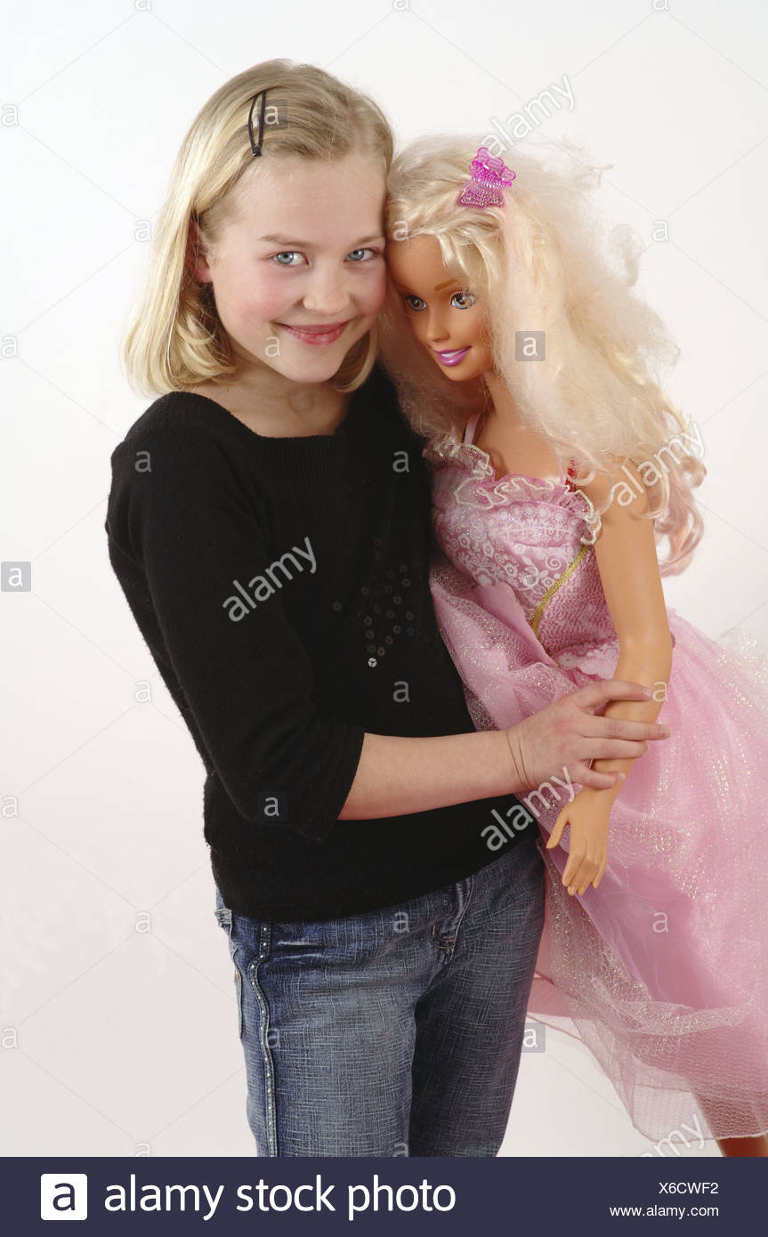 blond barbie