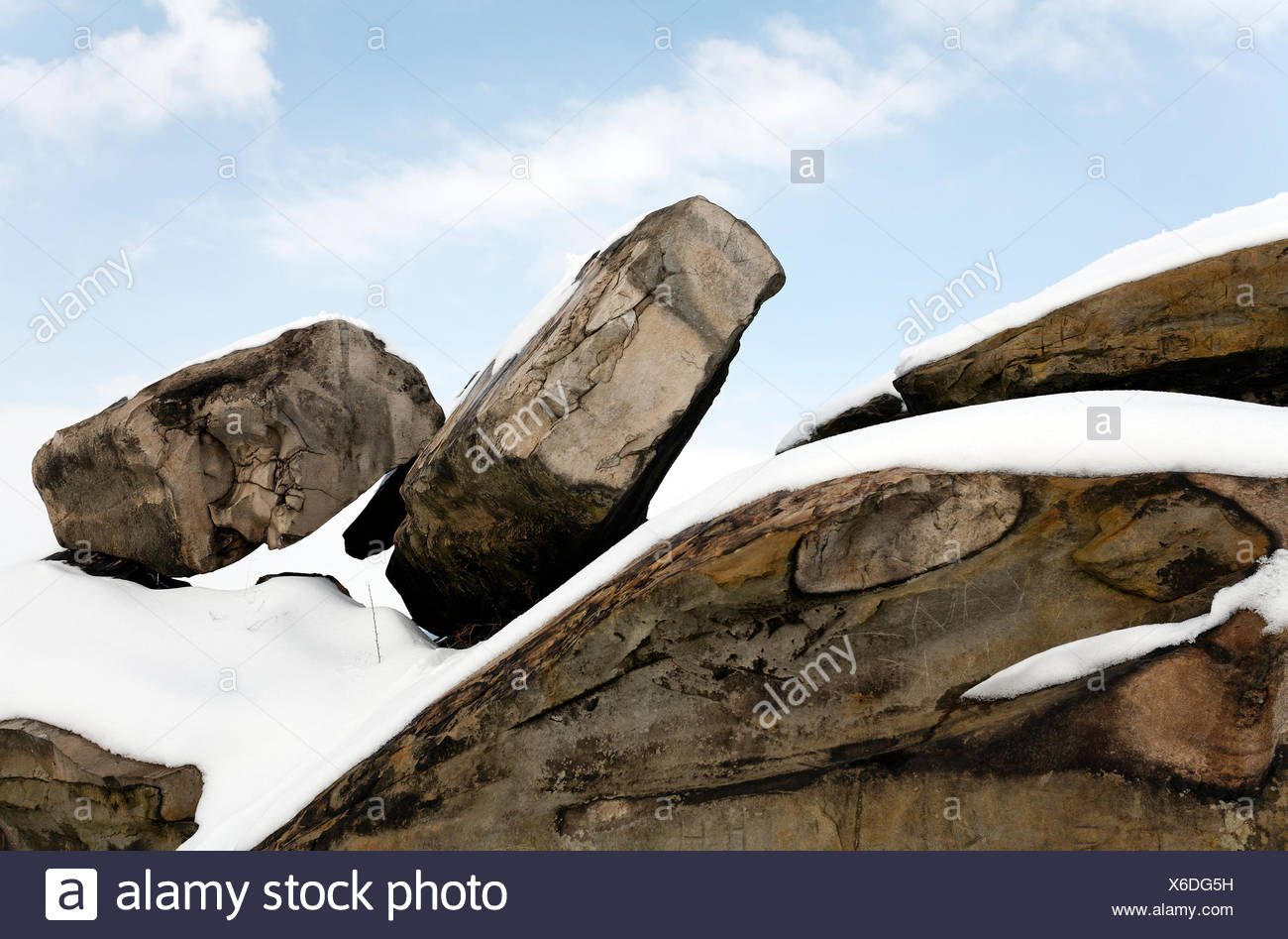 Snowy Wall High Resolution Stock Photography And Images Alamy