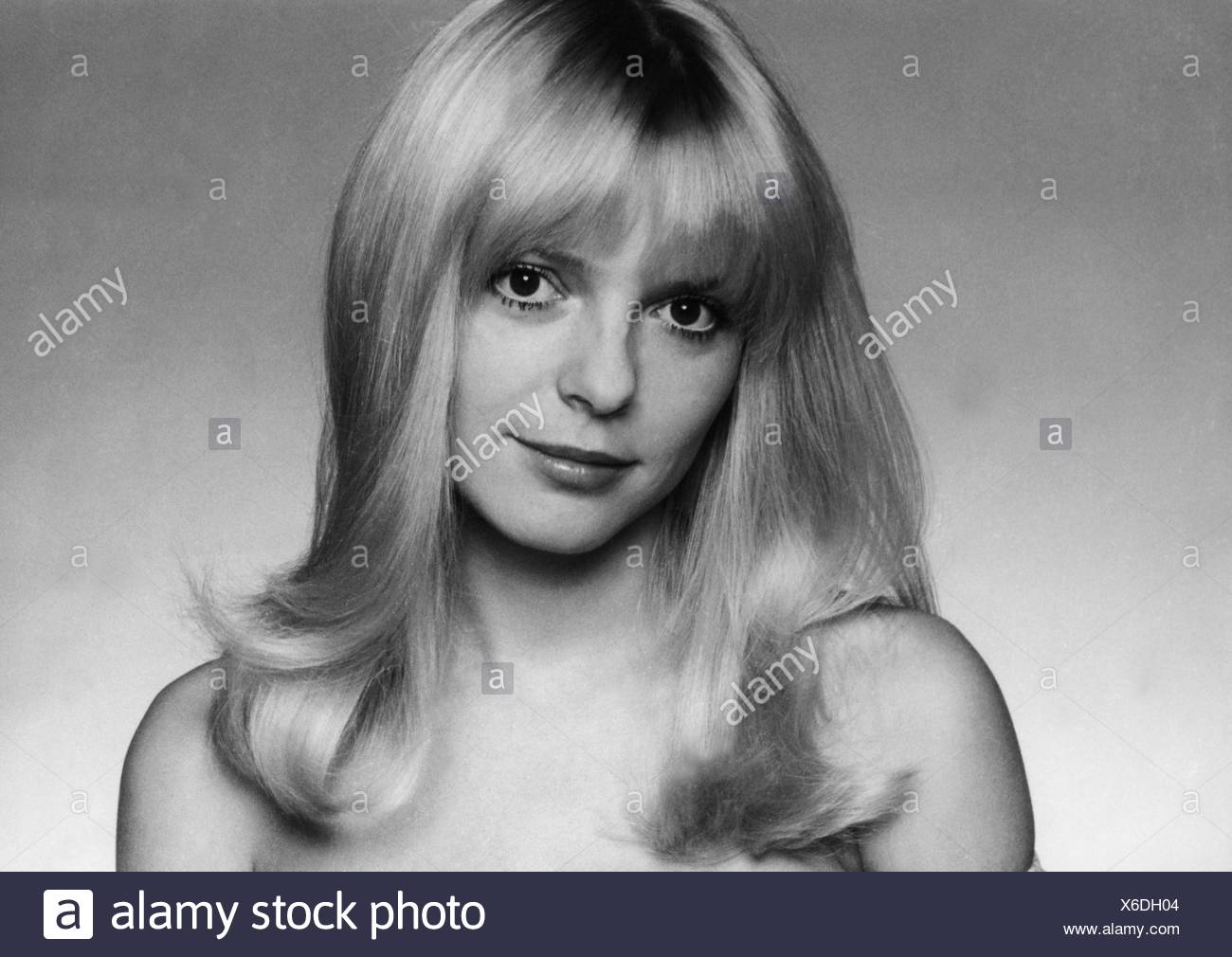 French Pop Singer High Resolution Stock Photography And Images Alamy french-pop-singer-high-resolution-stock-photography-and-images-alamy